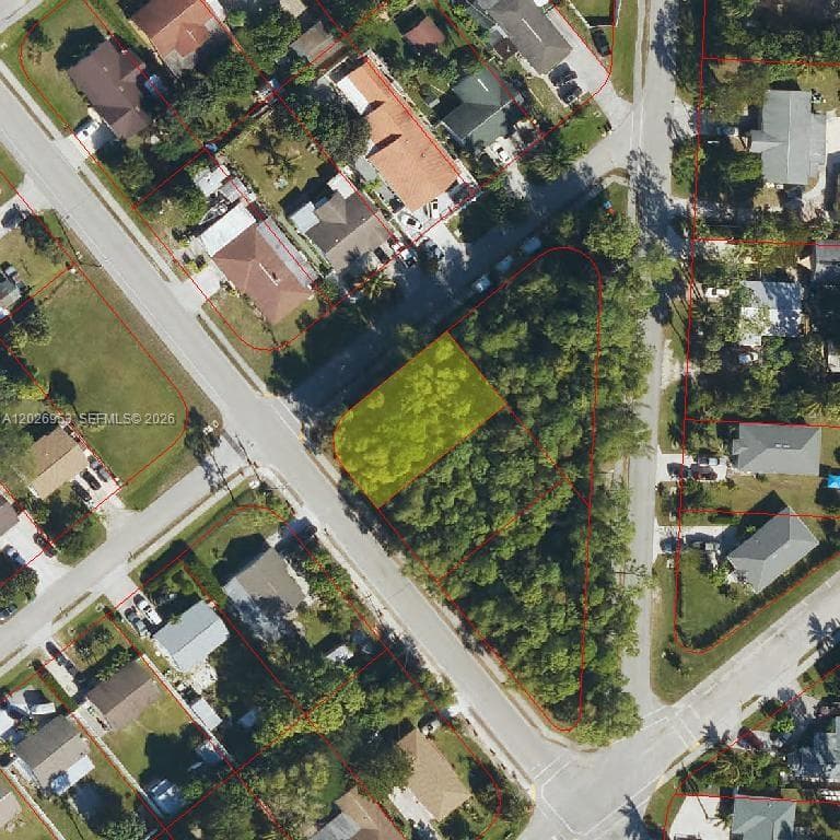 5470 Carolina Avenue, Naples FL 34113