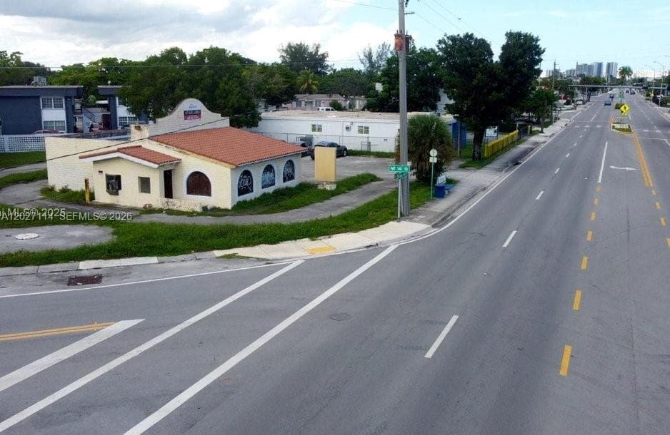 14100 W Dixie Hwy, North Miami FL 33161