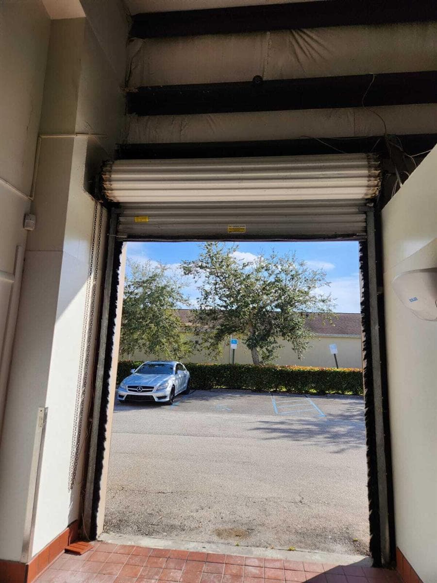 Roll Up Door