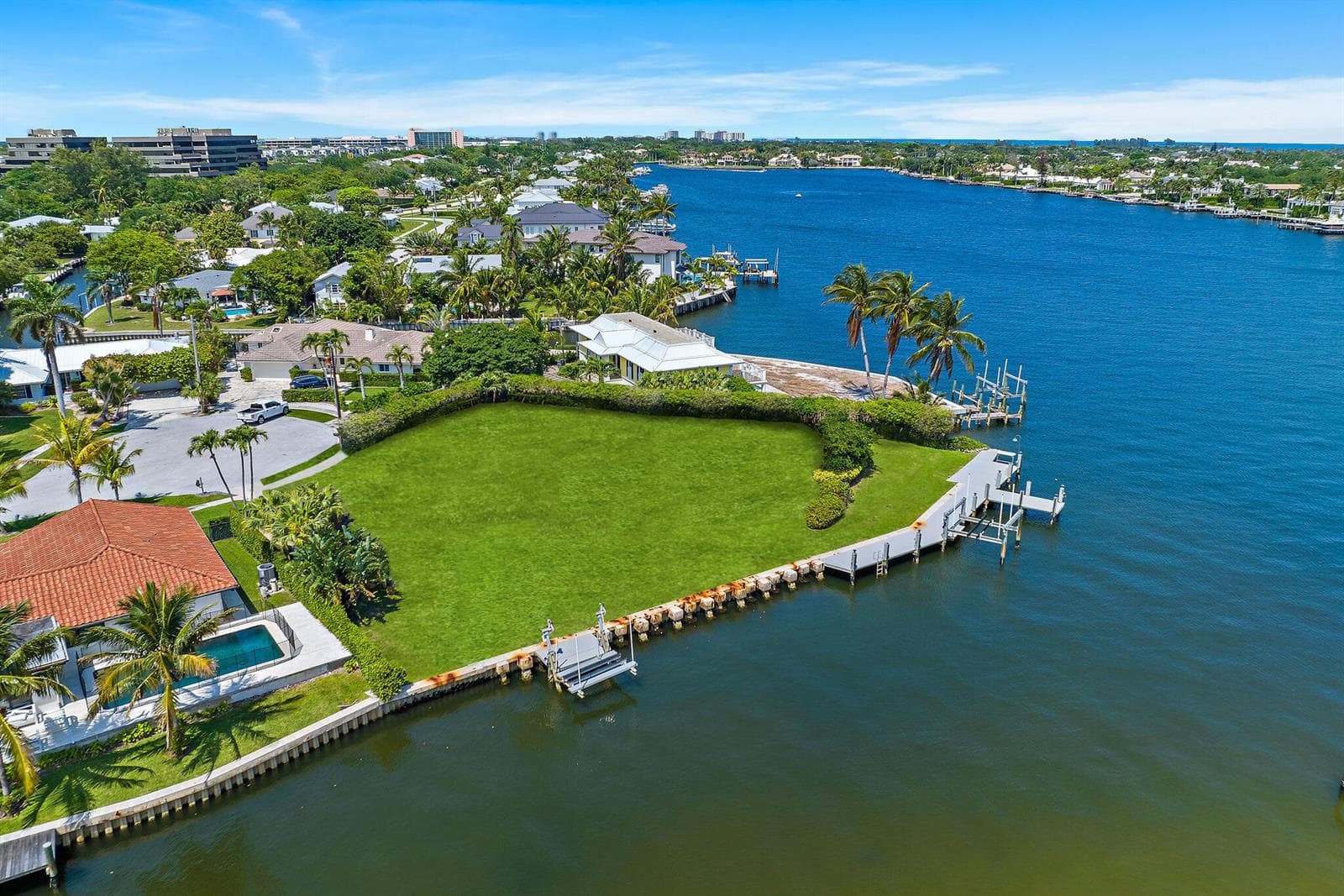 1454 Point Way, North Palm Beach FL 33408