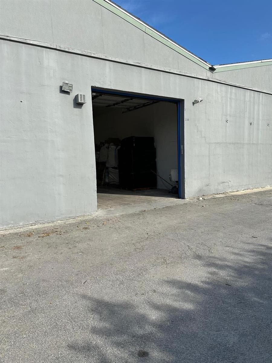 3300 Burris Road, Davie FL 33314