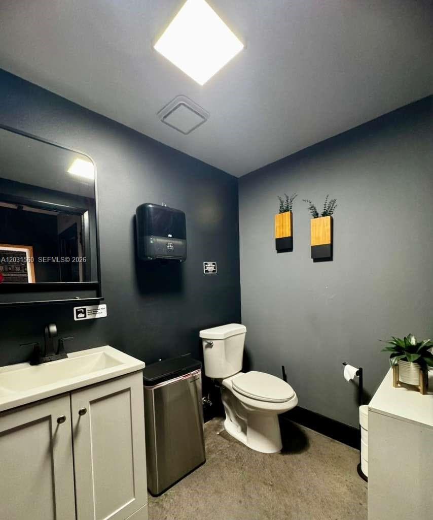 5501 NW 74th Ave # 5501, Miami FL 33166