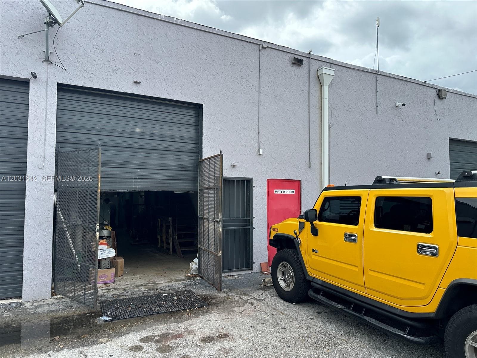 3960 W 16th Ave # 205, Hialeah FL 33012
