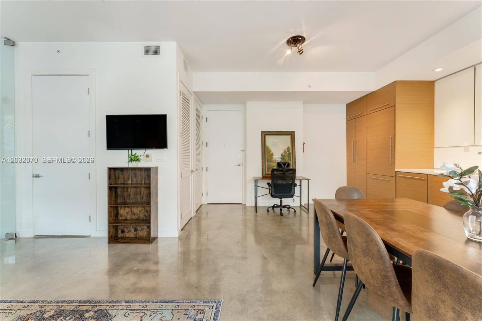 250 NW 24th St # 2B, Miami FL 33127