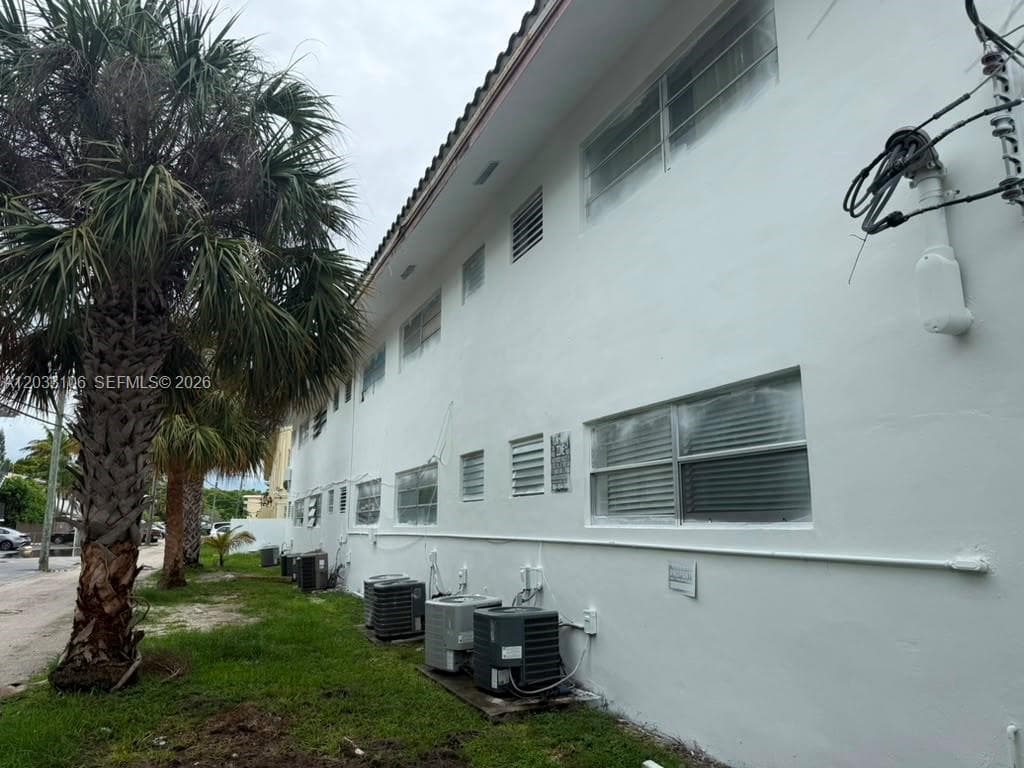 11970 NE 19th Dr, North Miami FL 33181