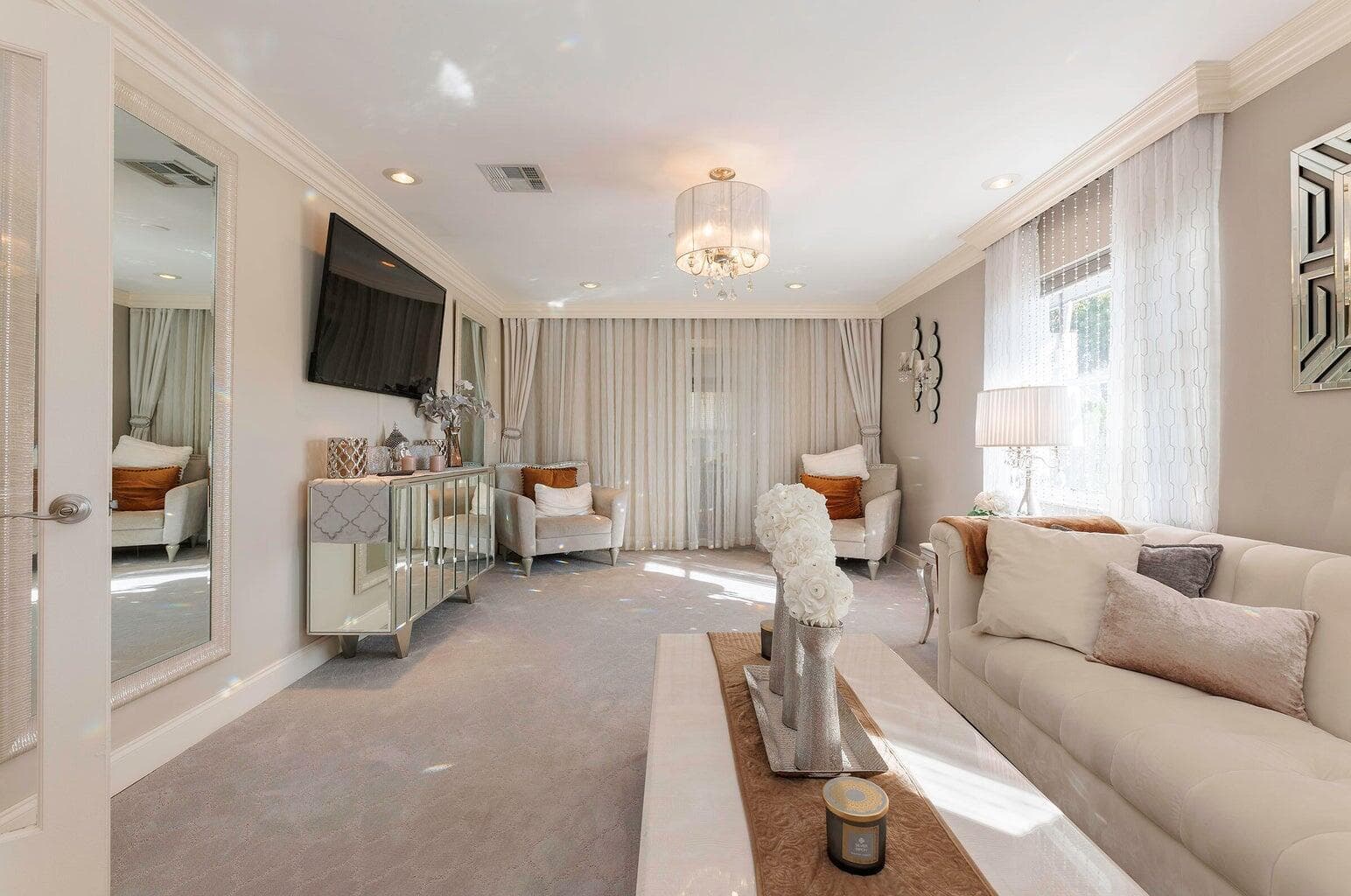 living room .
