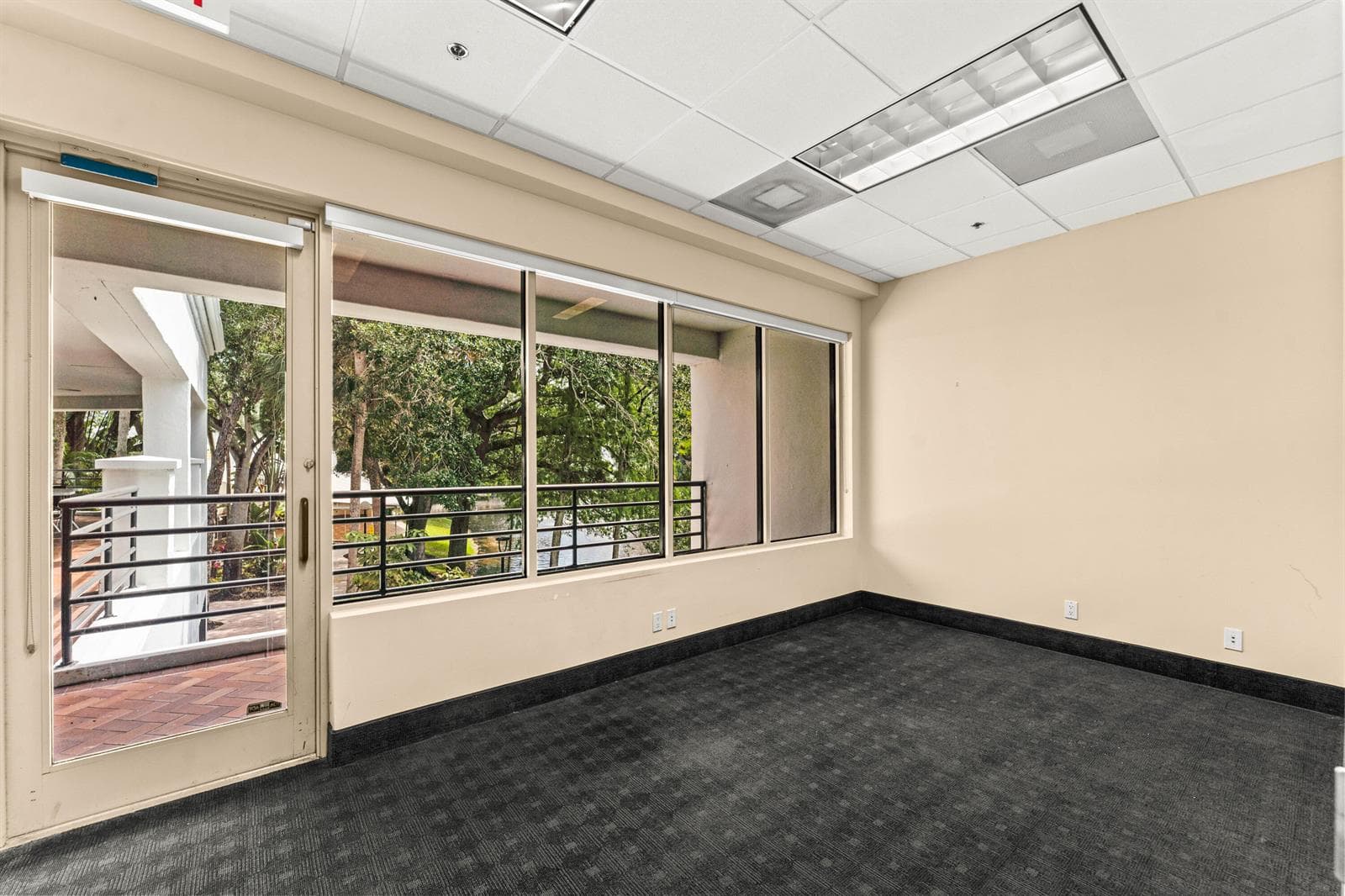 008-7820GladesRoad-225-BocaRaton-FL-3343