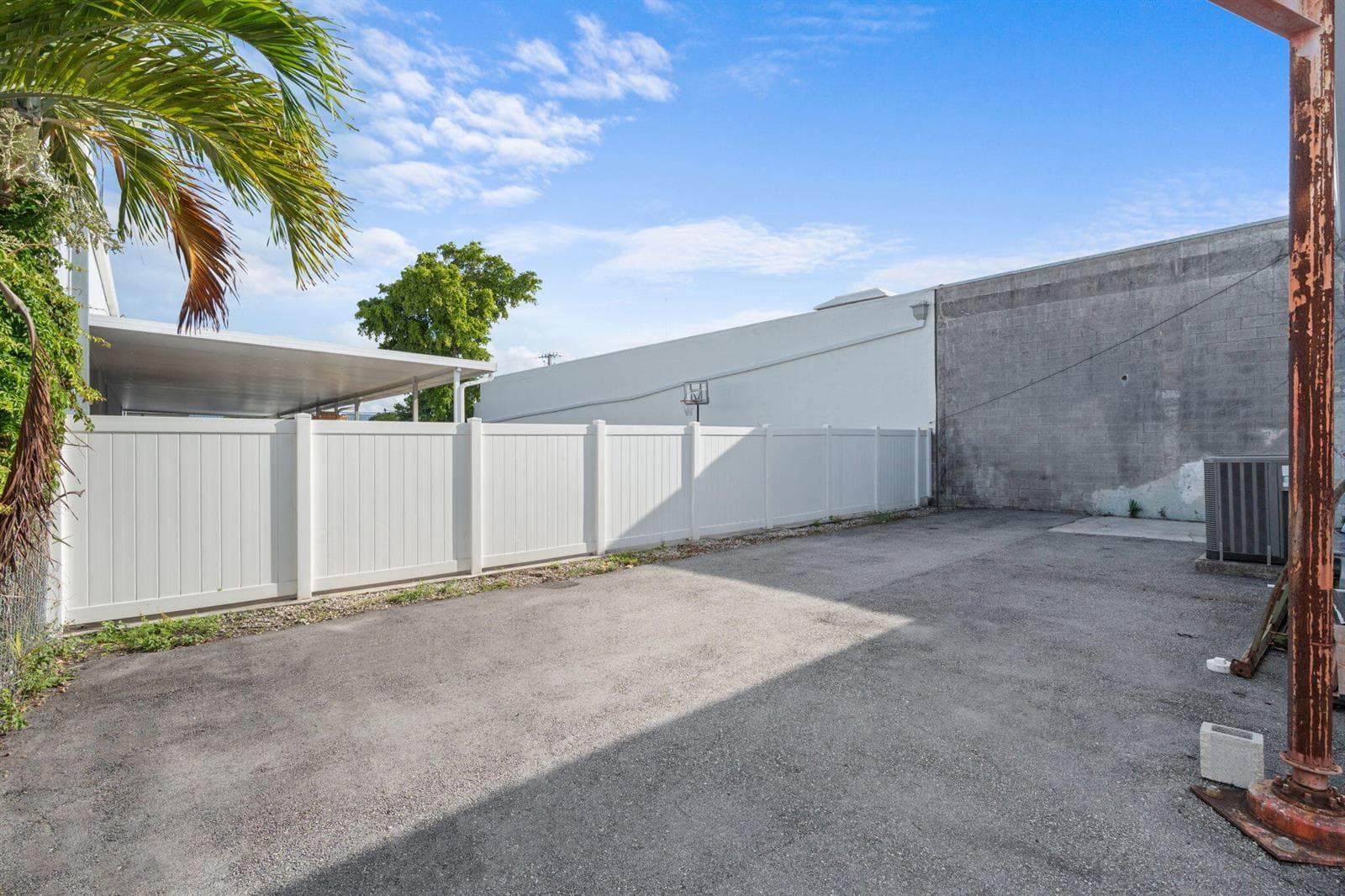 19-web-or-mls-270 SW 33rd St, Fort Laude