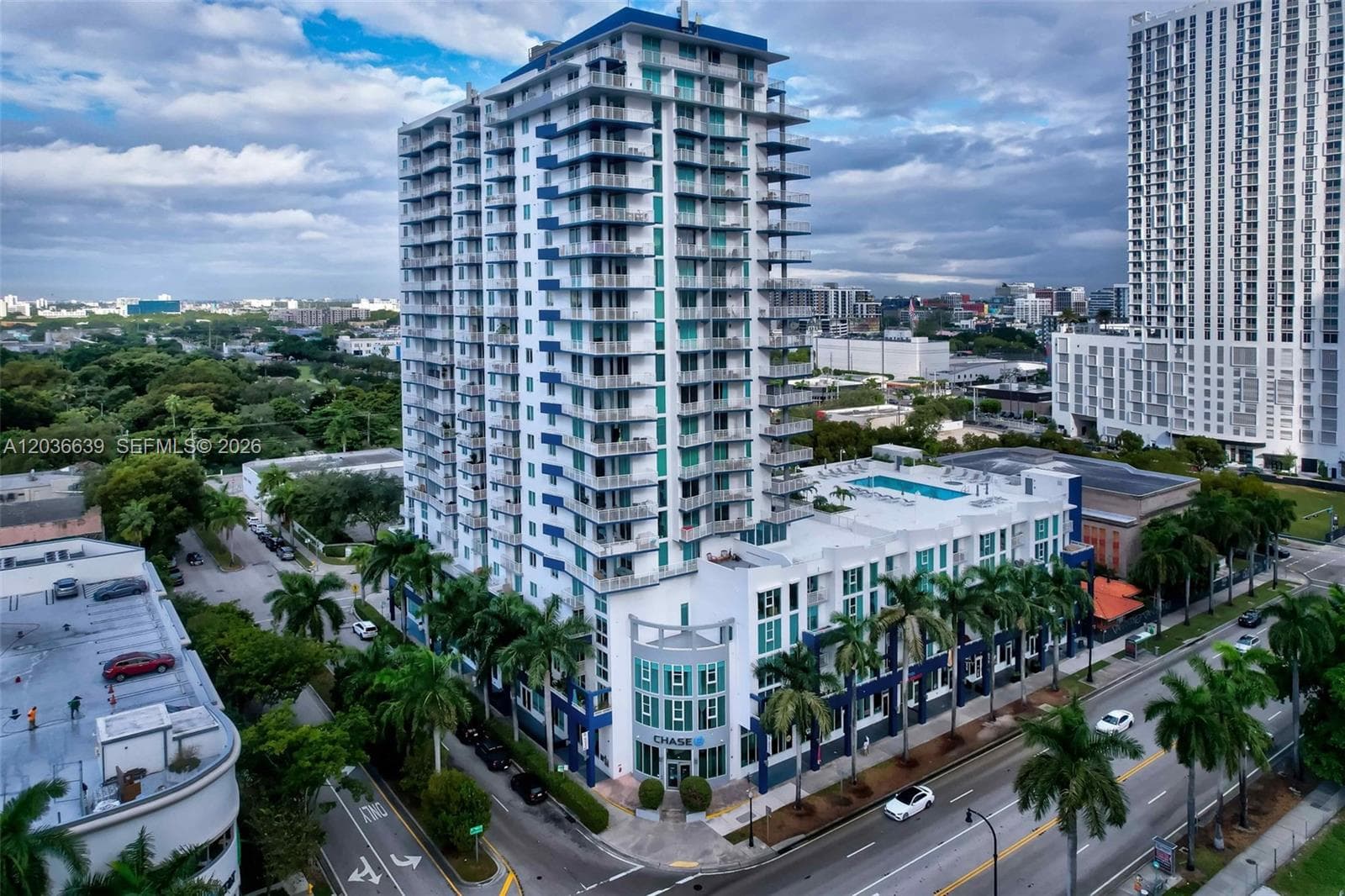 275 NE 18th St # 1, FL 33132