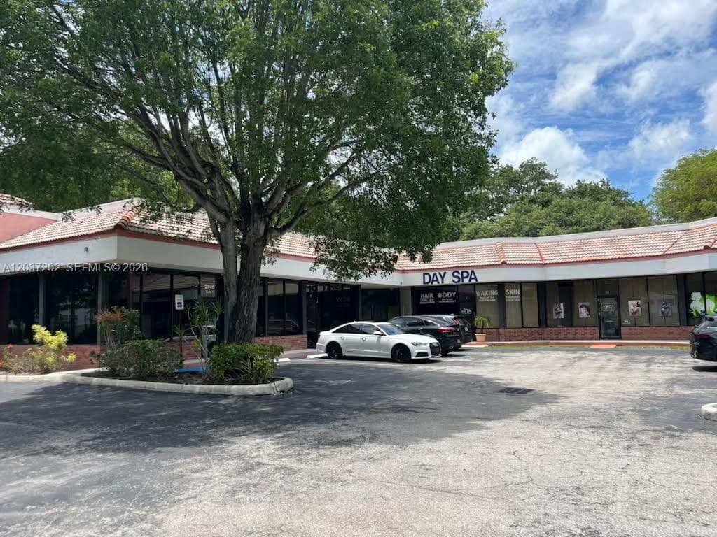 2745 W Hillsboro Blvd # 5, Deerfield Beach FL 33442