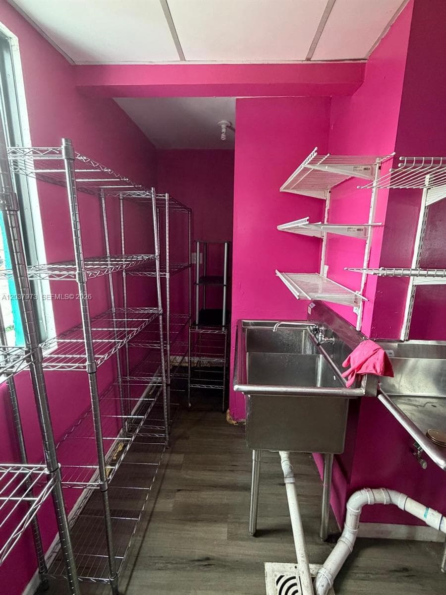 139 NE 1st Ave, Hallandale Beach FL 33009