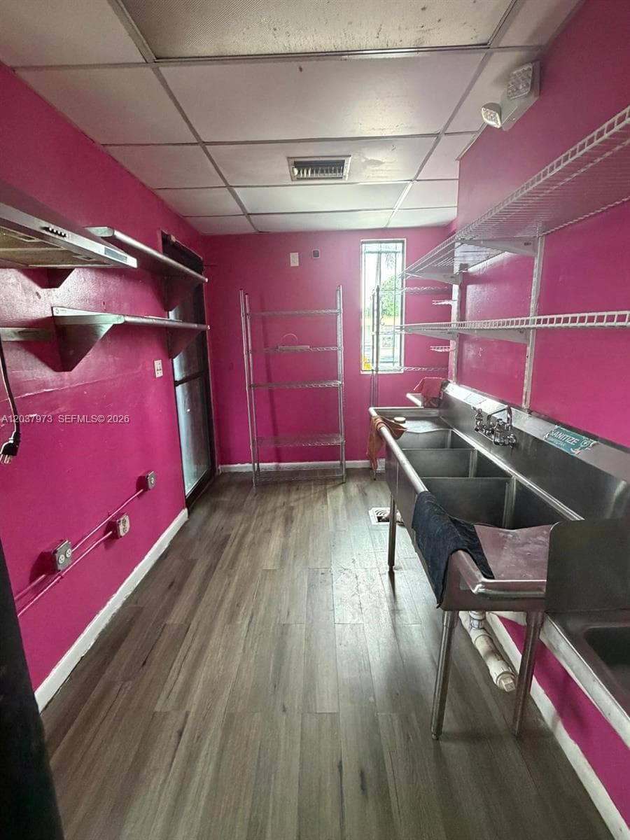 139 NE 1st Ave, Hallandale Beach FL 33009