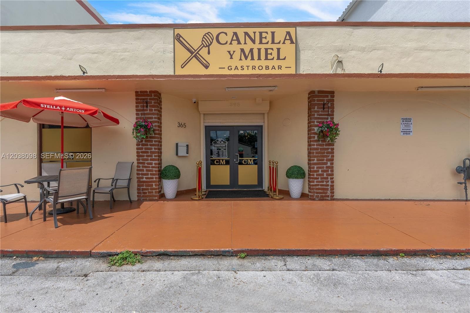 365 N ROYAL POINCIANA BLVD