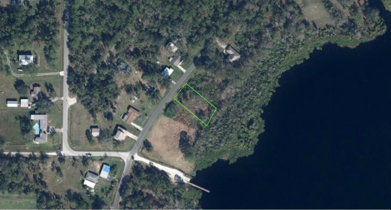 6330 Lakeside Drive W, Sebring FL 33875