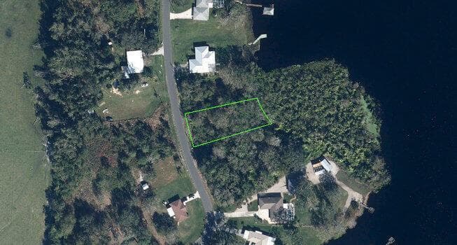 6420 Lakeside Drive W, Sebring FL 33875