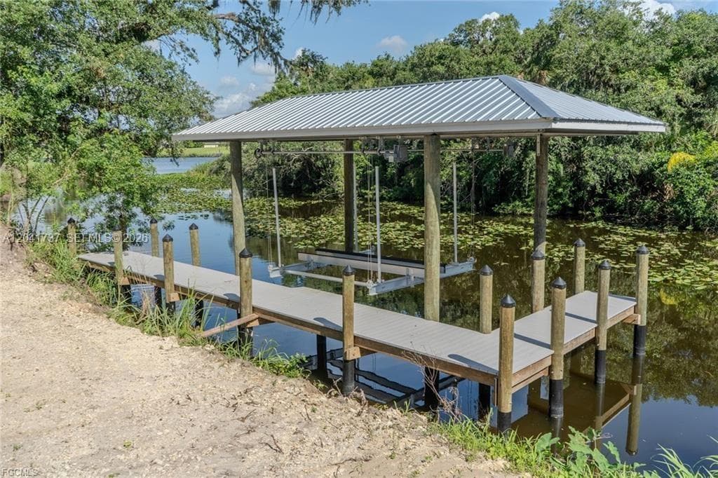 5247 County Road 78, LaBelle FL 33935