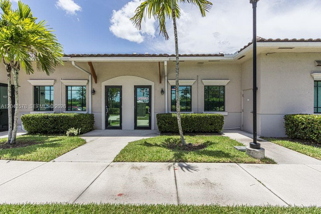 10600 Griffin Rd # 105, Cooper City FL 33328