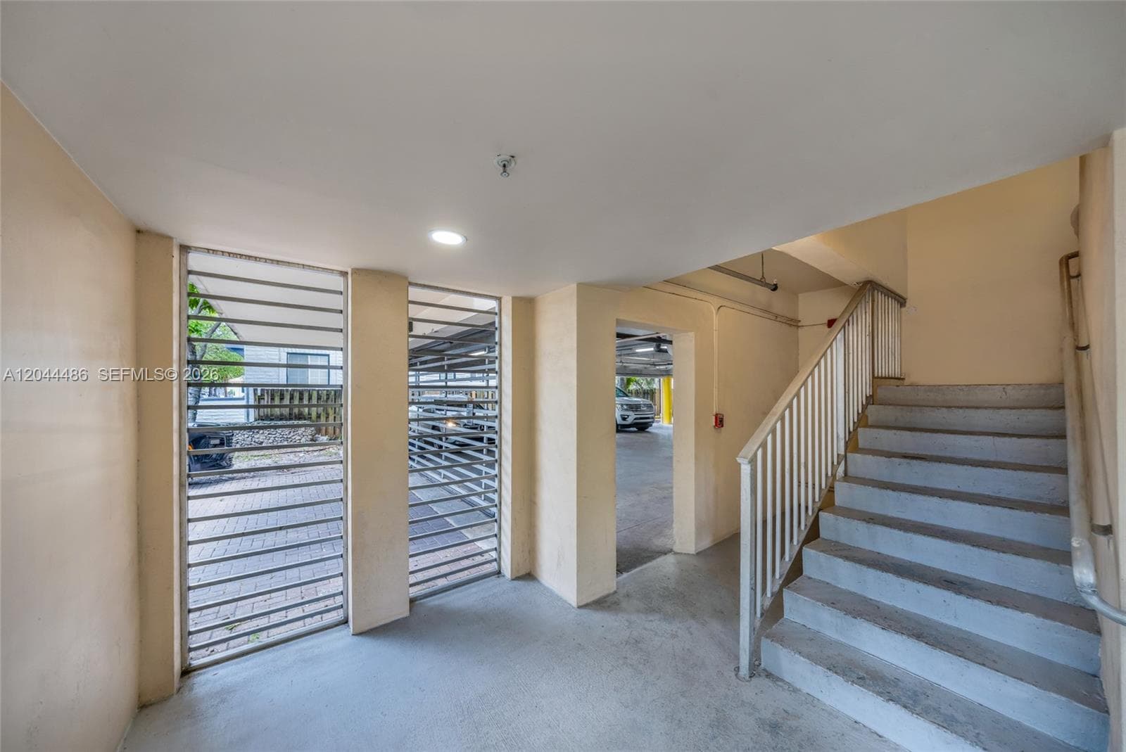 1553 SW 2nd St, Miami FL 33135