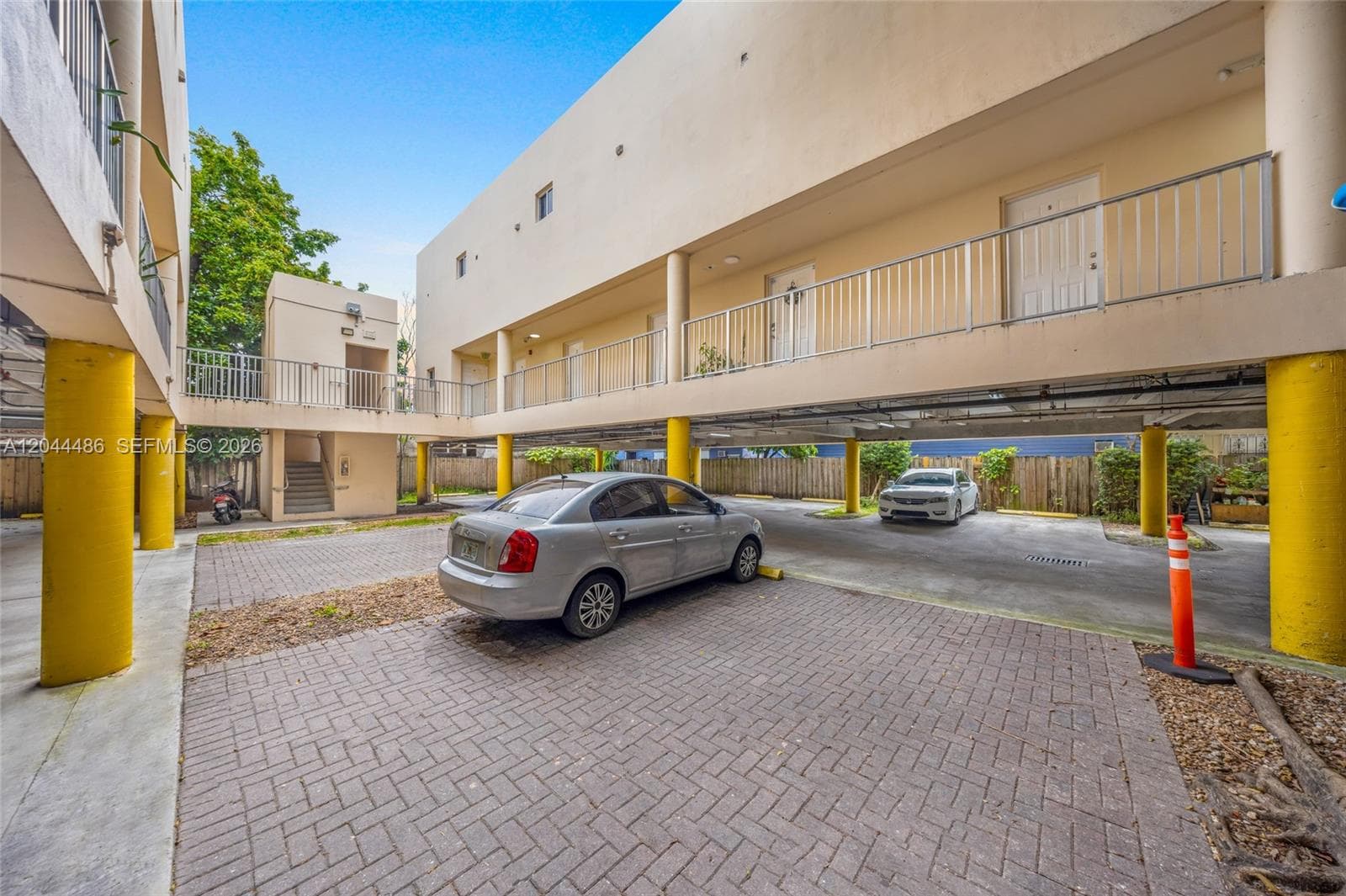 1553 SW 2nd St, Miami FL 33135