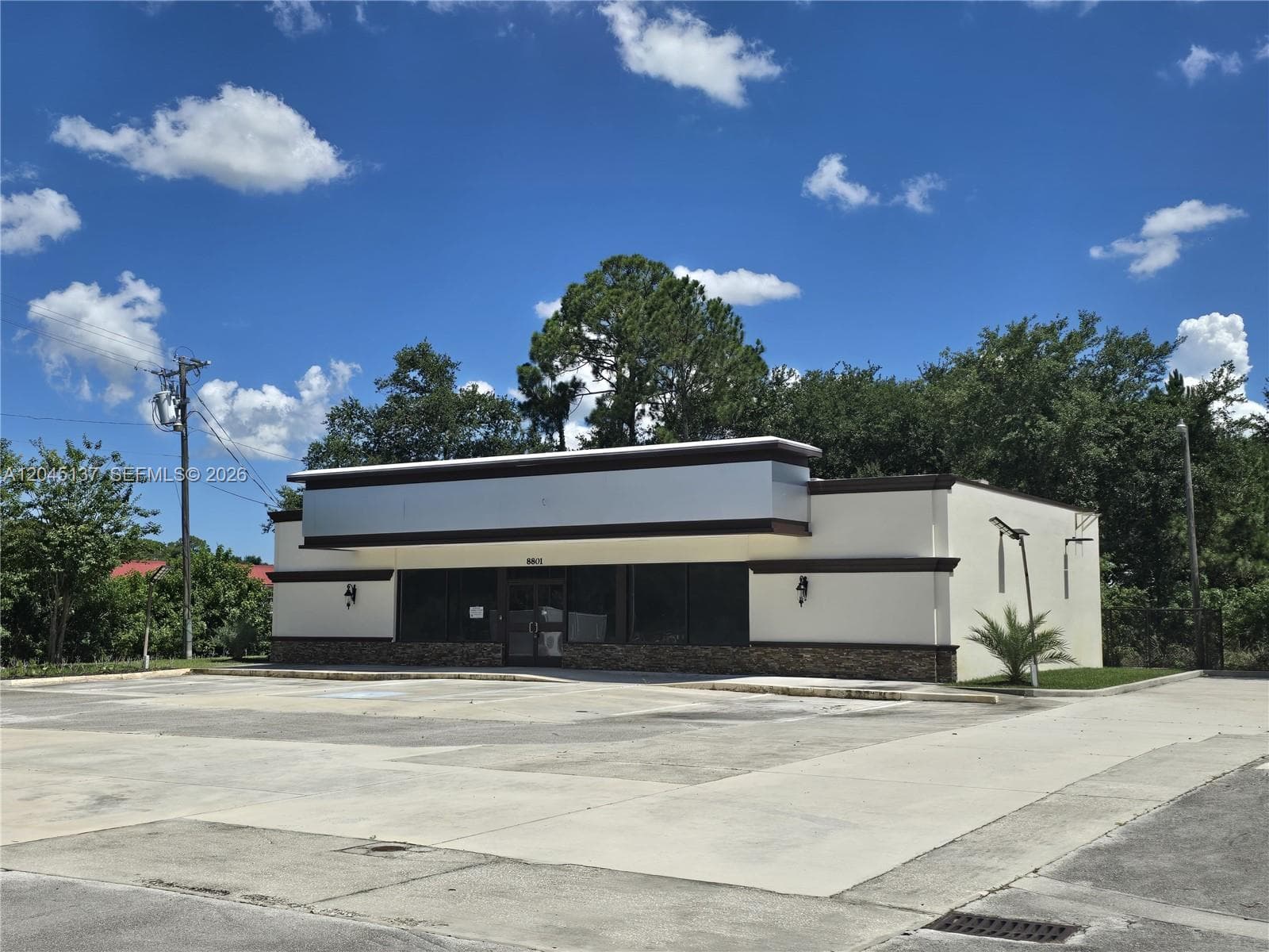 8801 20th St, Vero Beach FL 32966