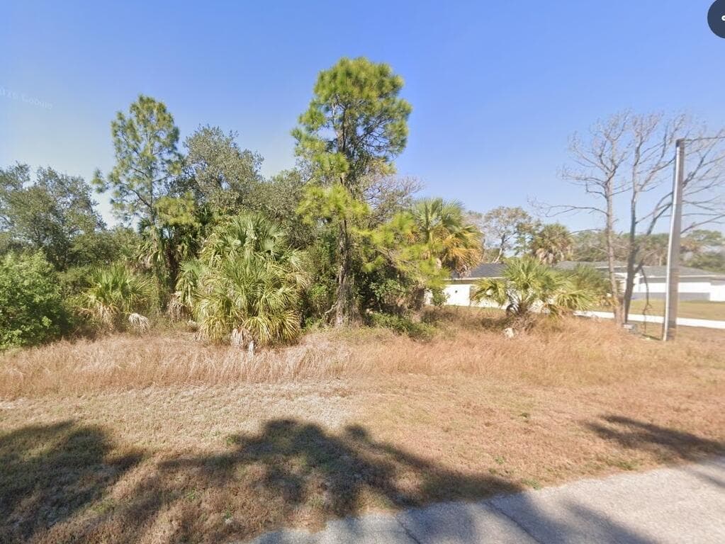 108 Pixie Avenue, FL 33935