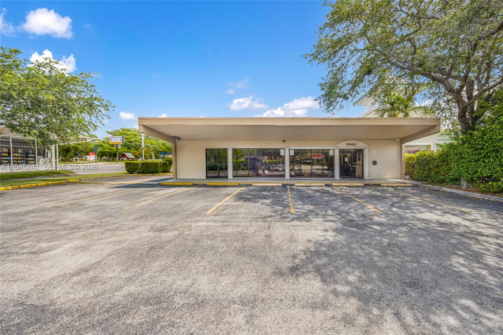 9465 SW 56th St, Miami FL 33165