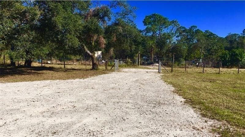 580 N Zambria Street, Clewiston FL 33440