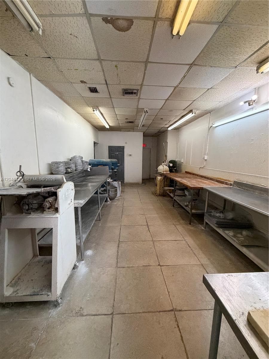 1262 Palm Ave, Hialeah FL 33010