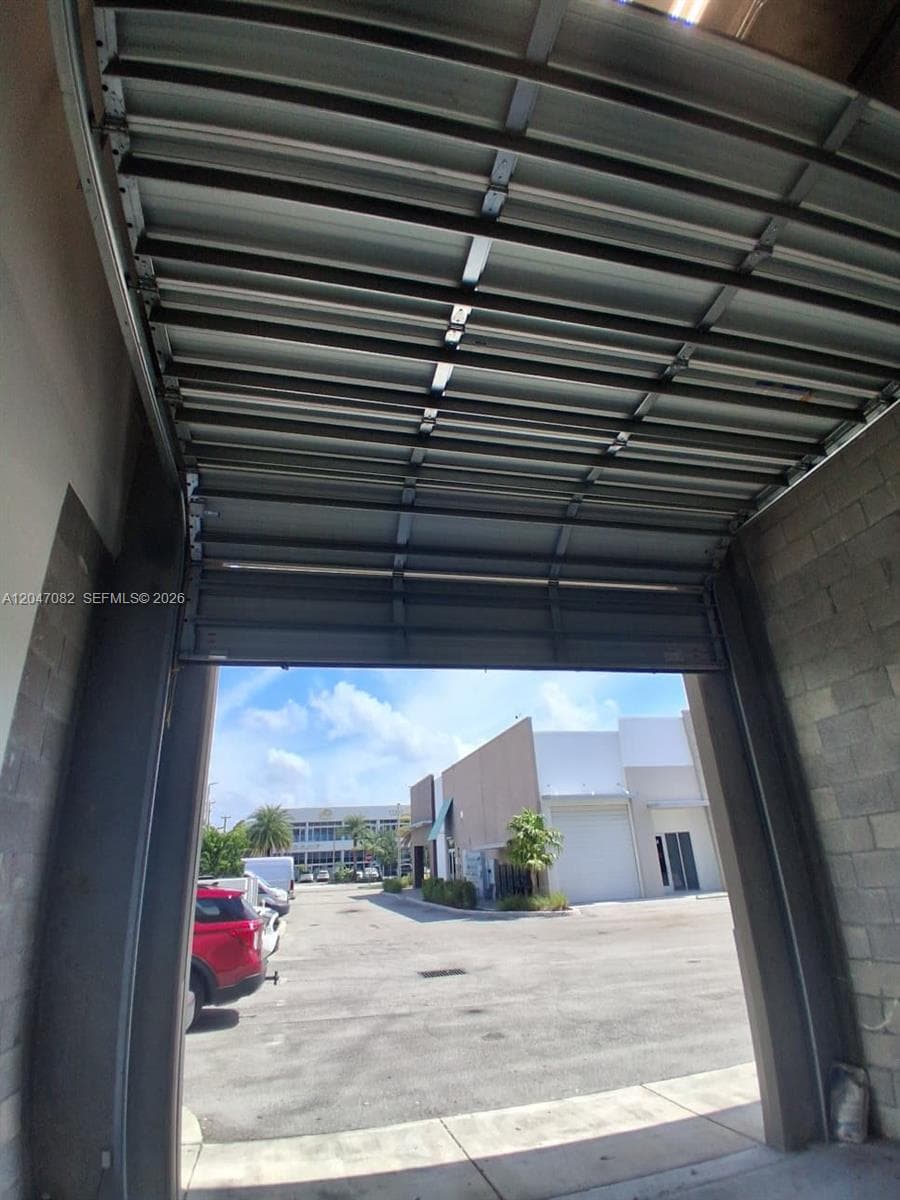 Sweetwater, FL, 33172