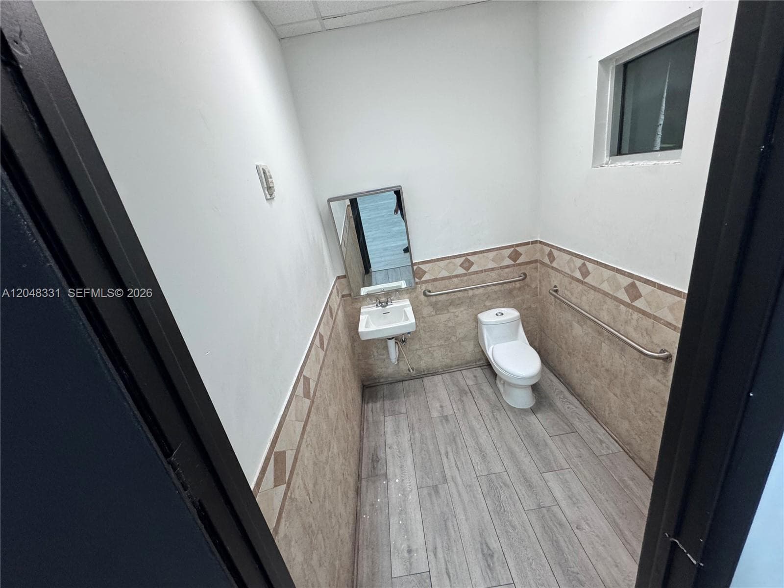 2185 NE 163rd St, North Miami Beach FL 33162