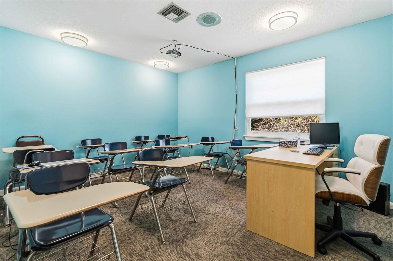 Classroom/office