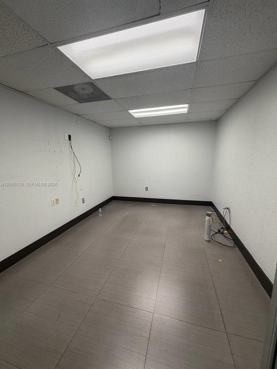 10850 NW 27th St, Doral FL 33172