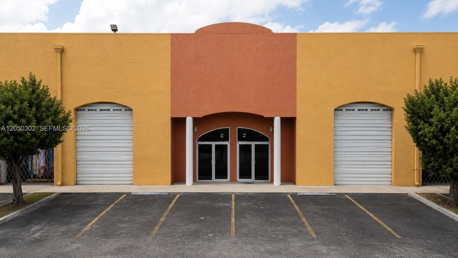 2950 W 84th St, Hialeah FL 33018
