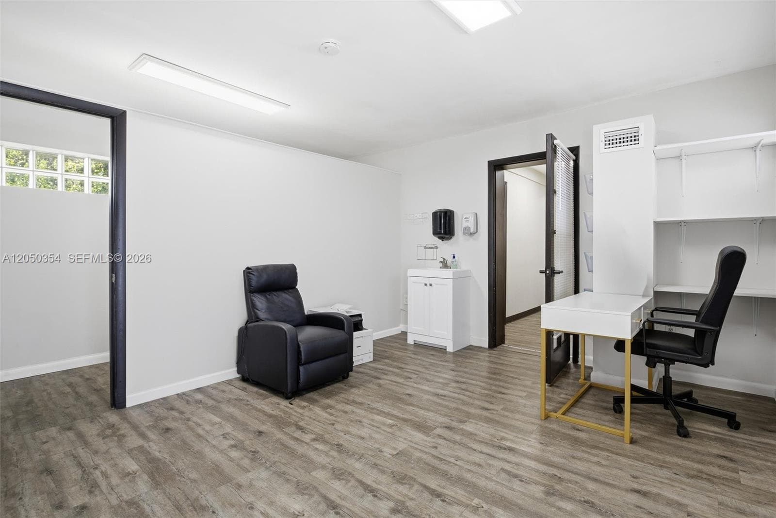 North Miami, FL, 33161