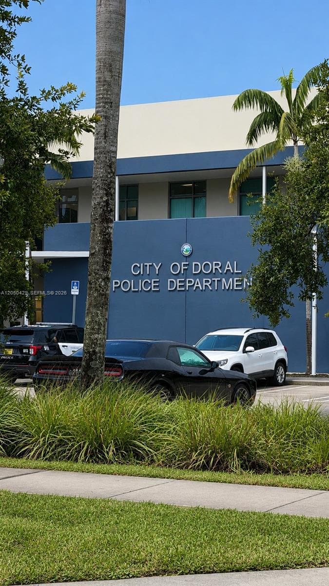 6354 NW 99th Ave # 11, Doral FL 33178