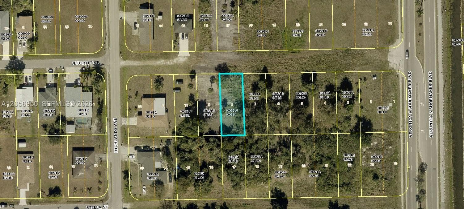 3520 Jeffcott St., Fort Myers FL 33916