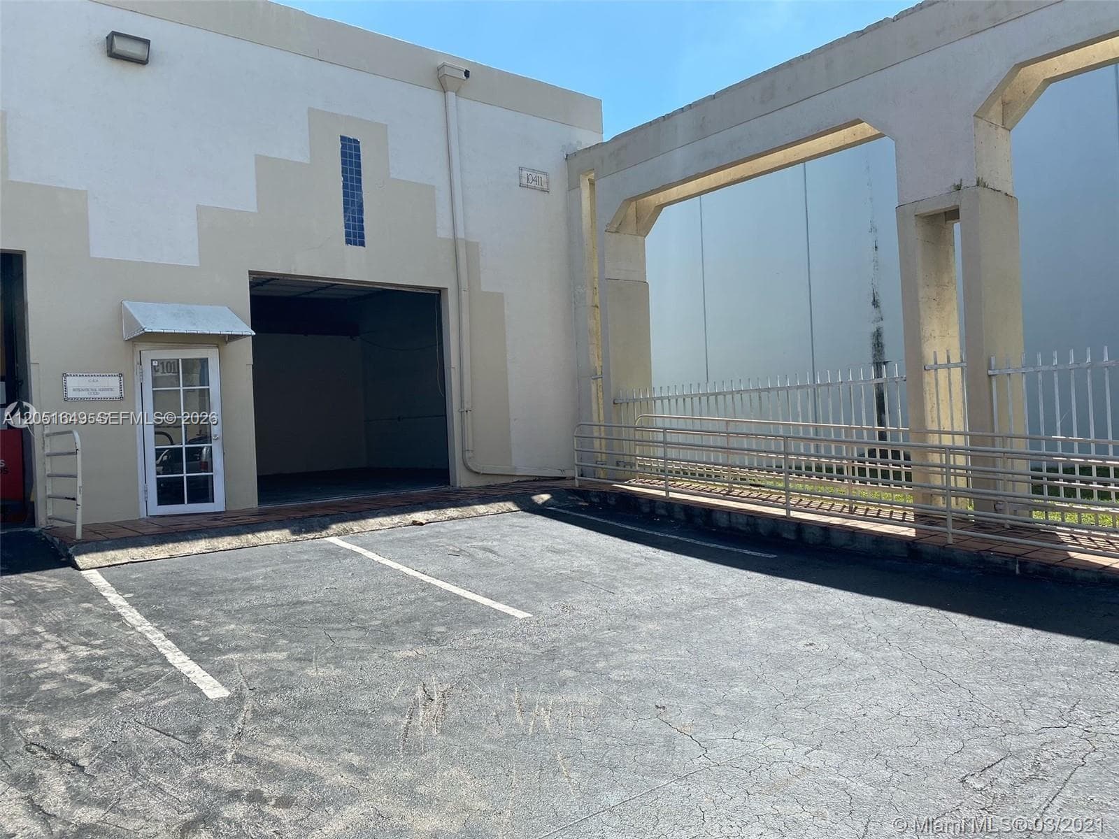 10411 NW 28th St, Doral FL 33172
