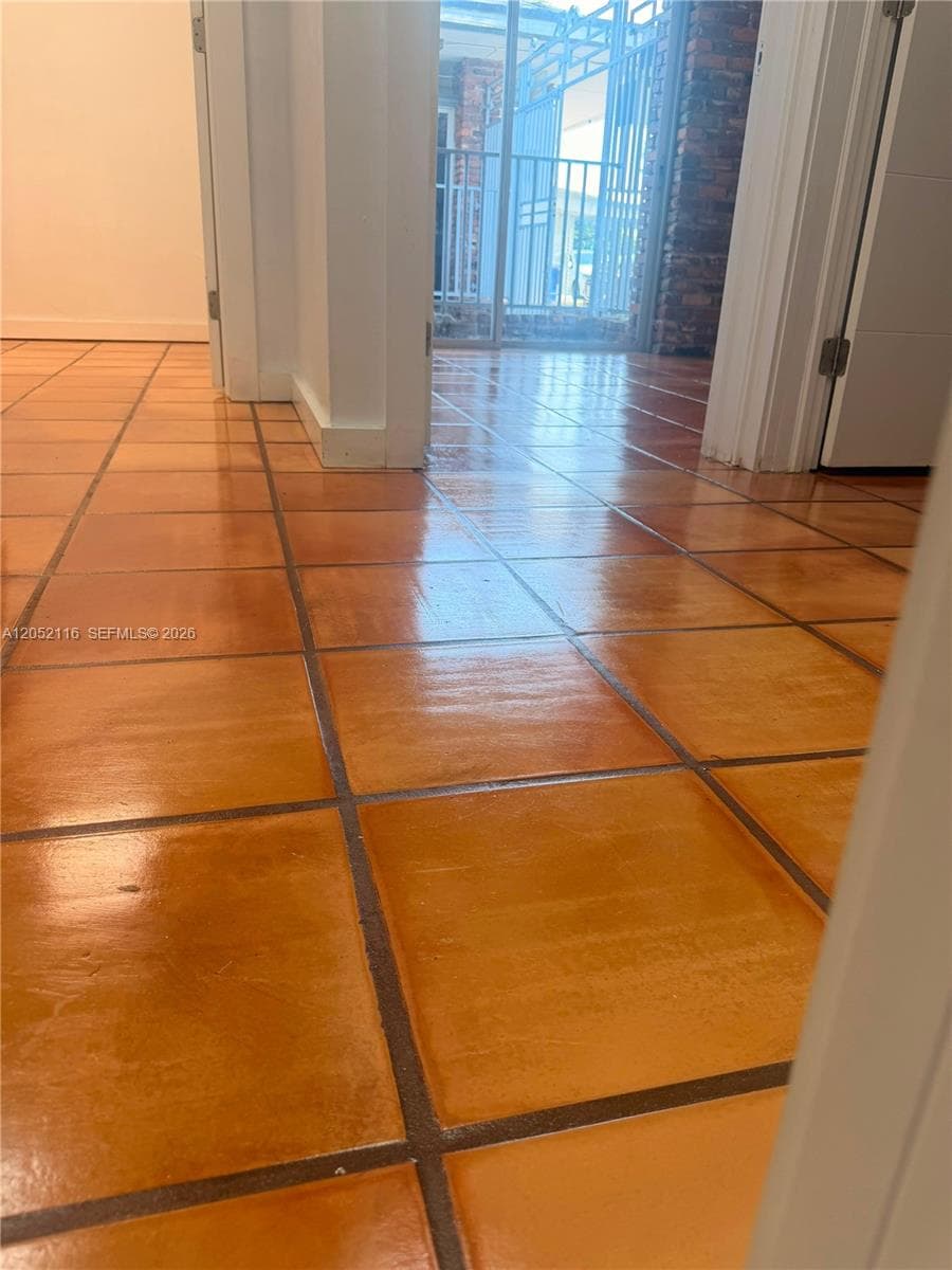 600 E 25th St, Hialeah FL 33013