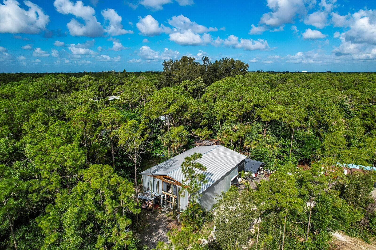 15717 115TH Avenue N, FL 33478