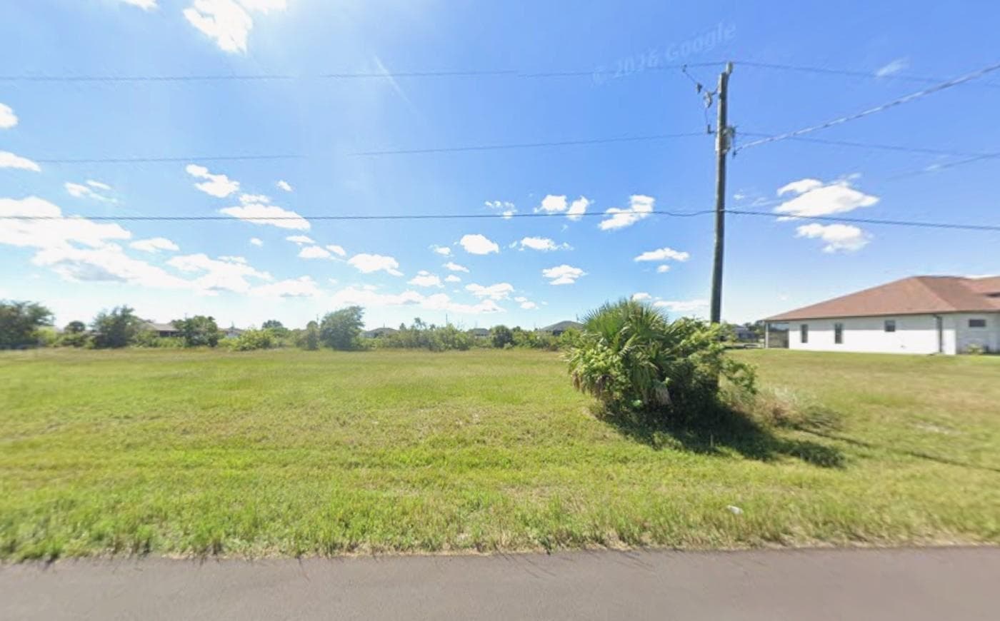 2734 NW 10TH Street, Cape Coral FL 33993
