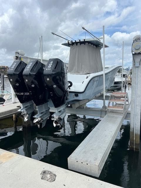 4 Grove Isle Drive Slip C-13, Coconut Grove FL 33133