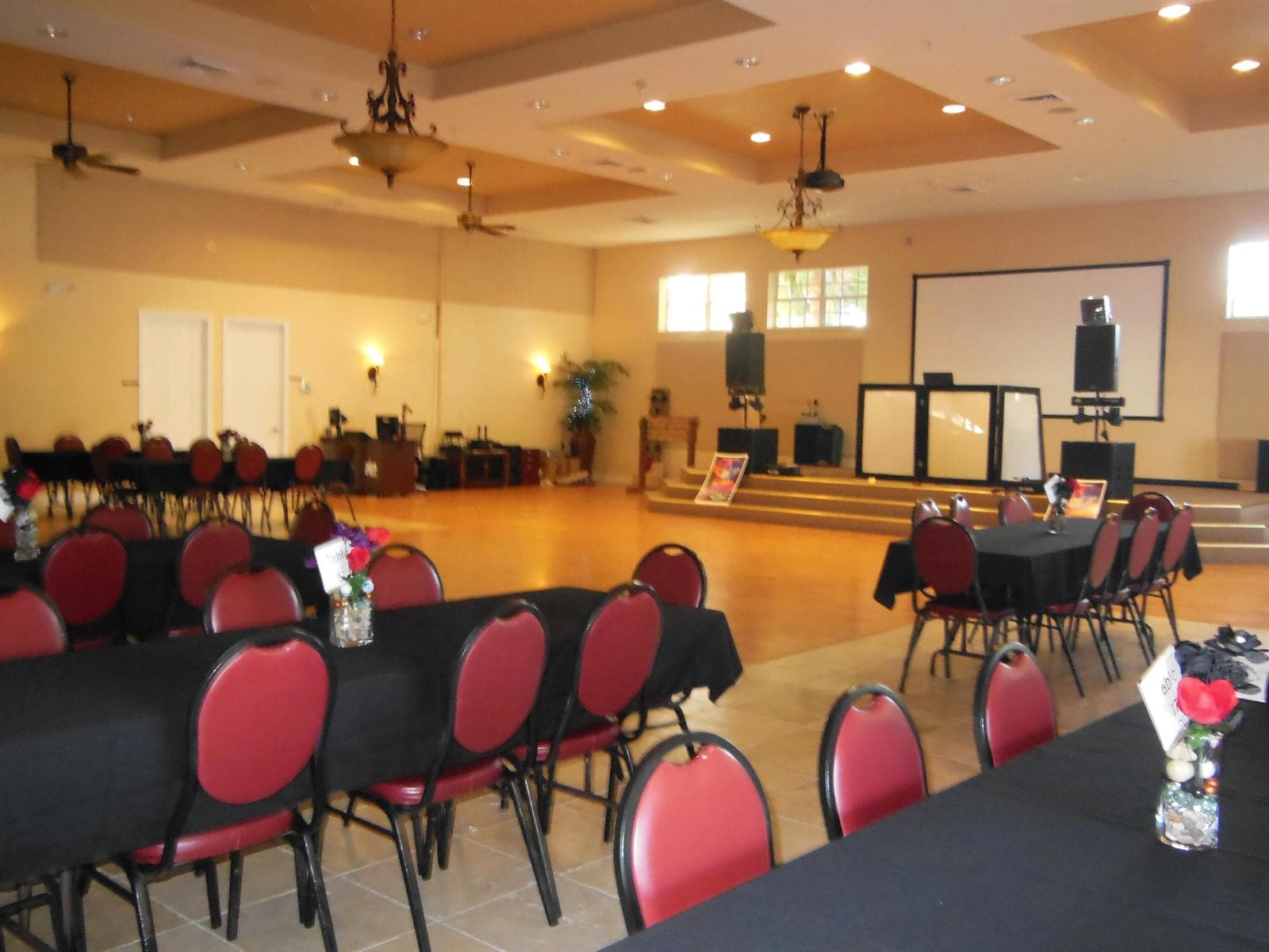 club house int 4