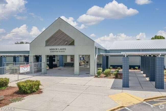 608 Chemstrand st E, Other City - In The State Of Florida FL 33974