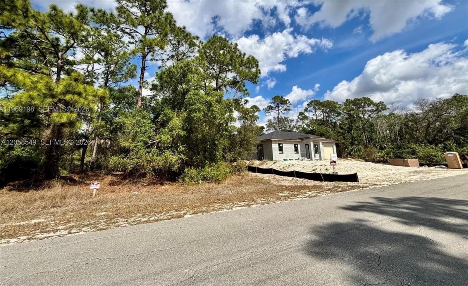 901 E 17th St, Lehigh Acres FL 33972