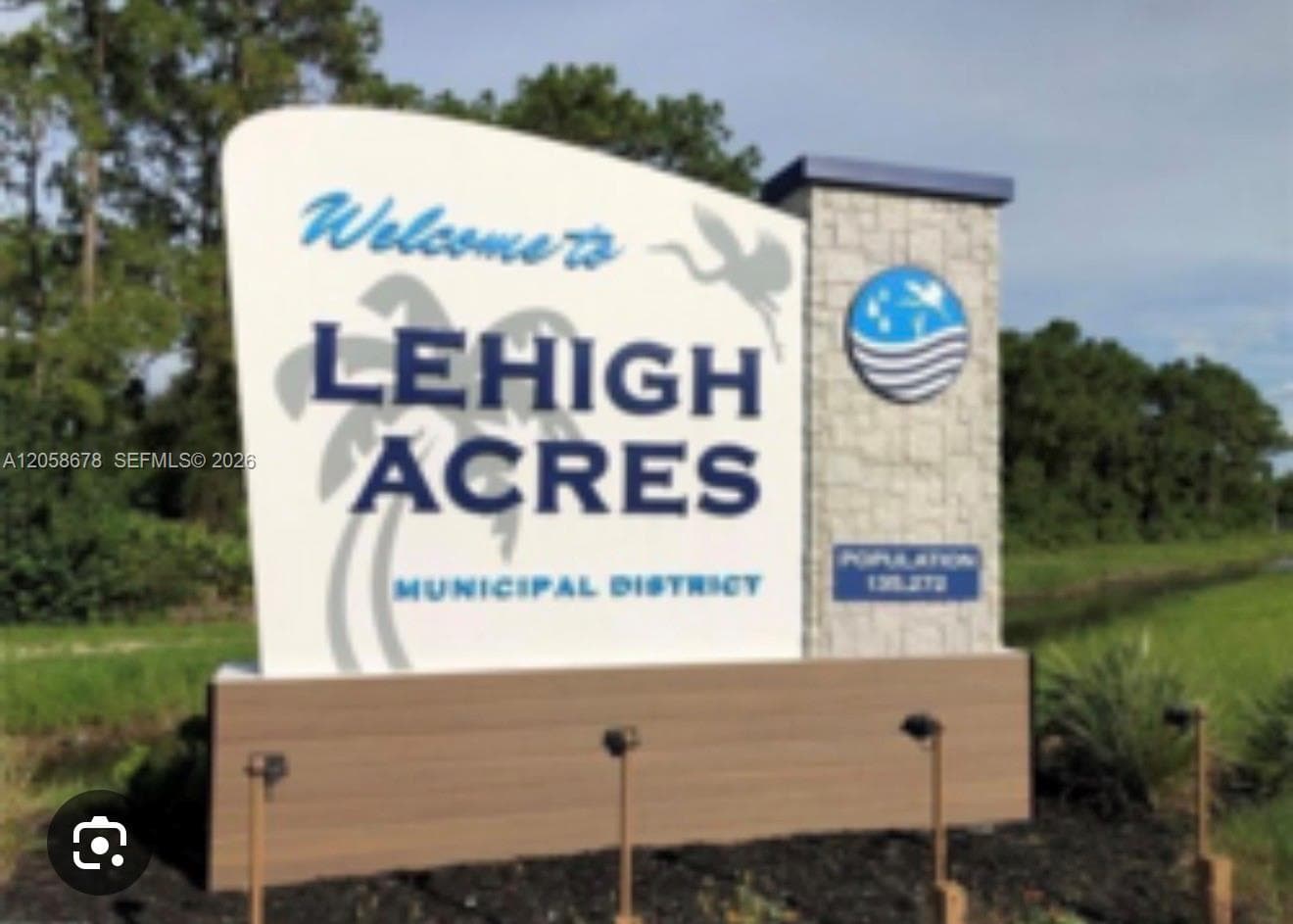 705 LABRADOR AVE N, Lehigh Acres FL 33971