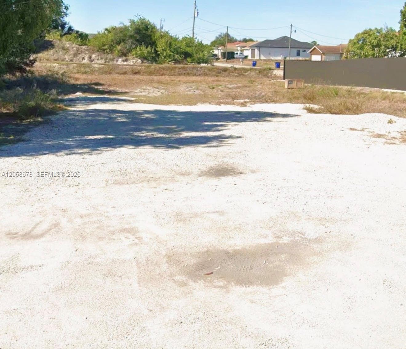 705 LABRADOR AVE N, Lehigh Acres FL 33971
