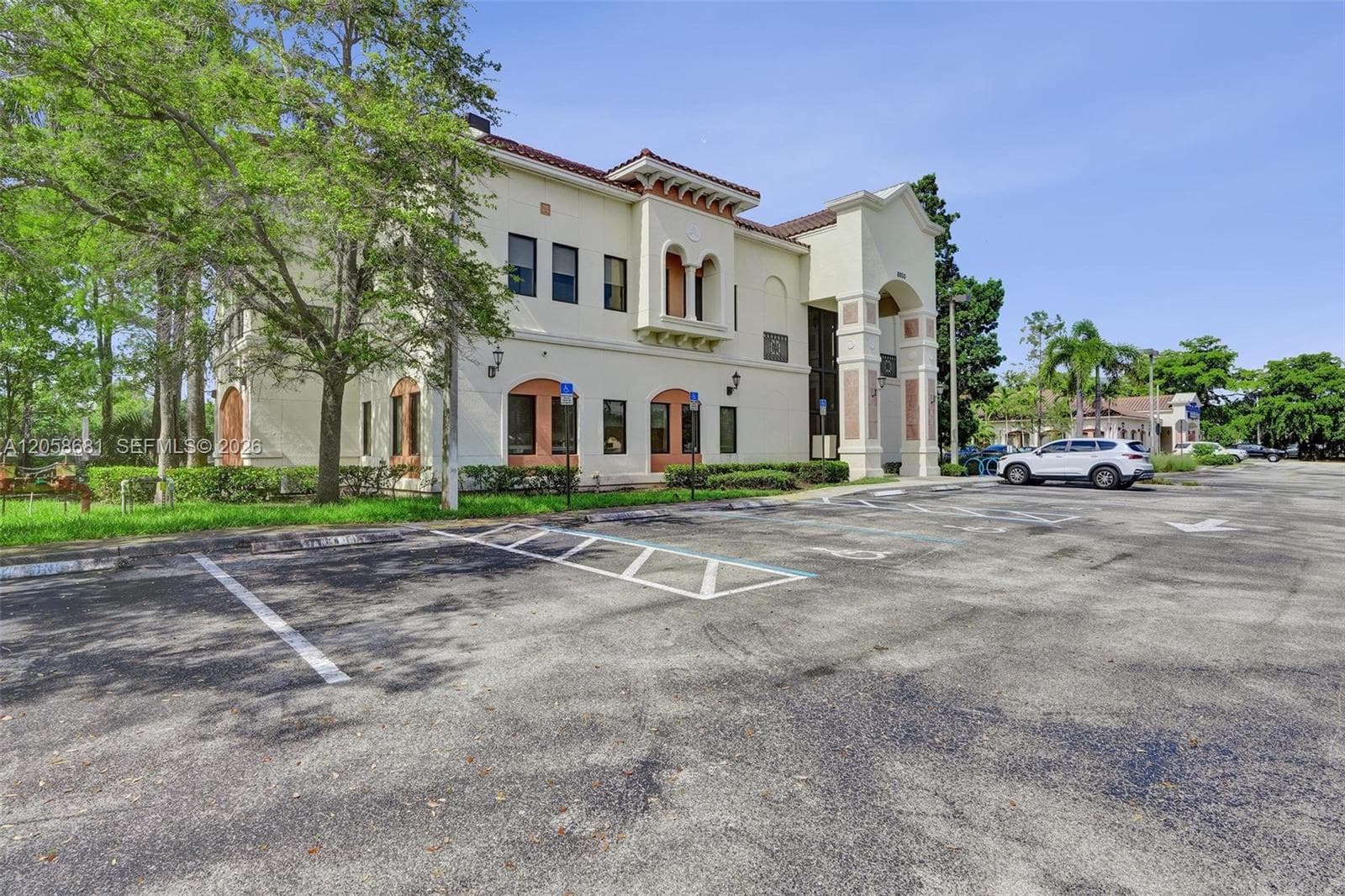 8850 W Oakland Park Blvd, Sunrise FL 33351