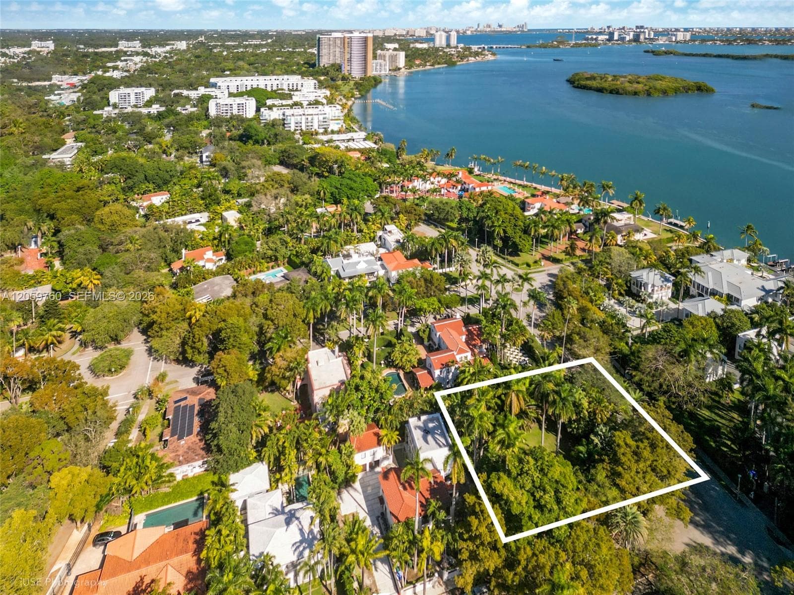 5810 N Bayshore Dr, Miami FL 33137