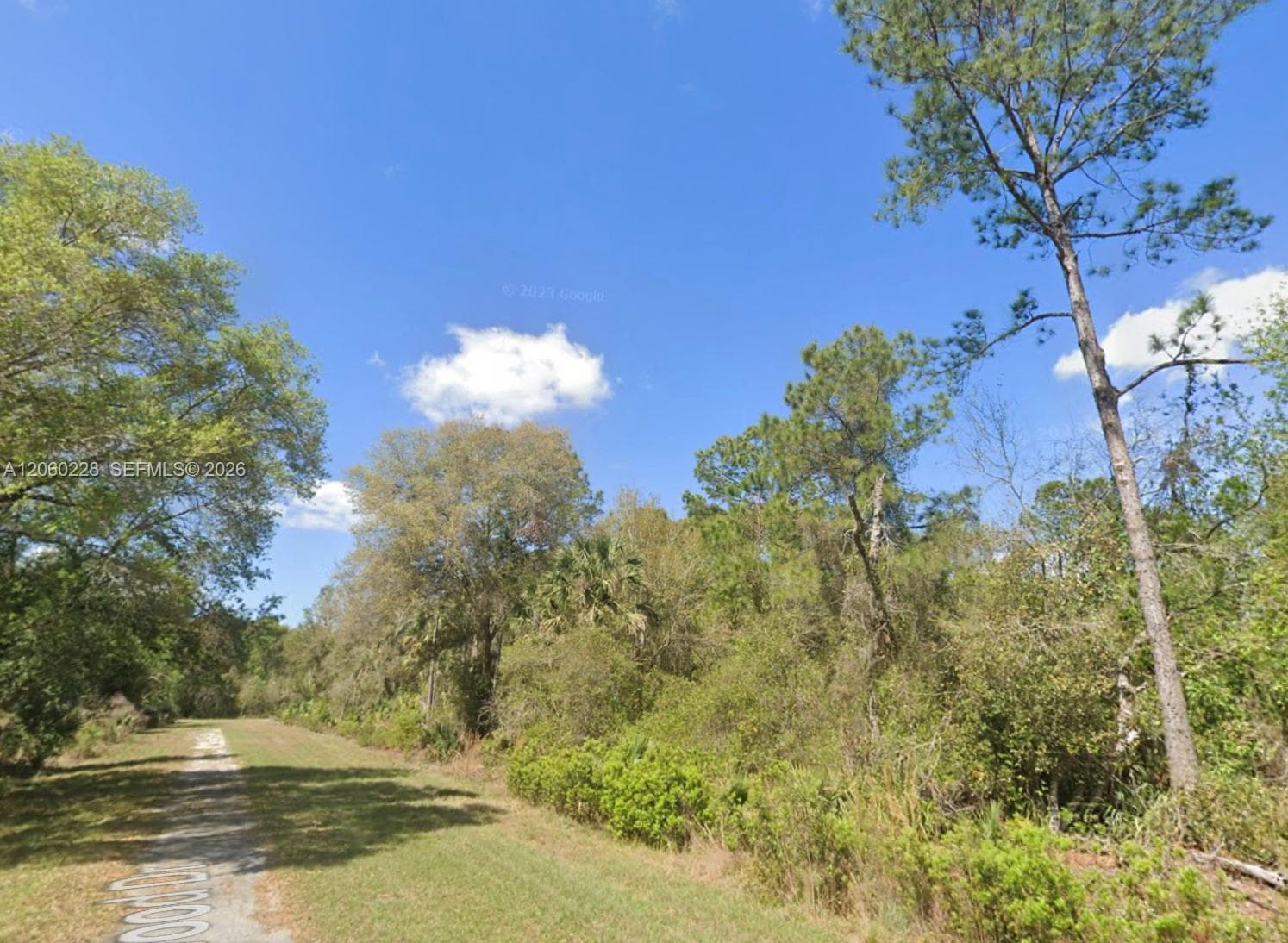 W Edgewood Dr, Other City - In The State Of Florida FL 32139