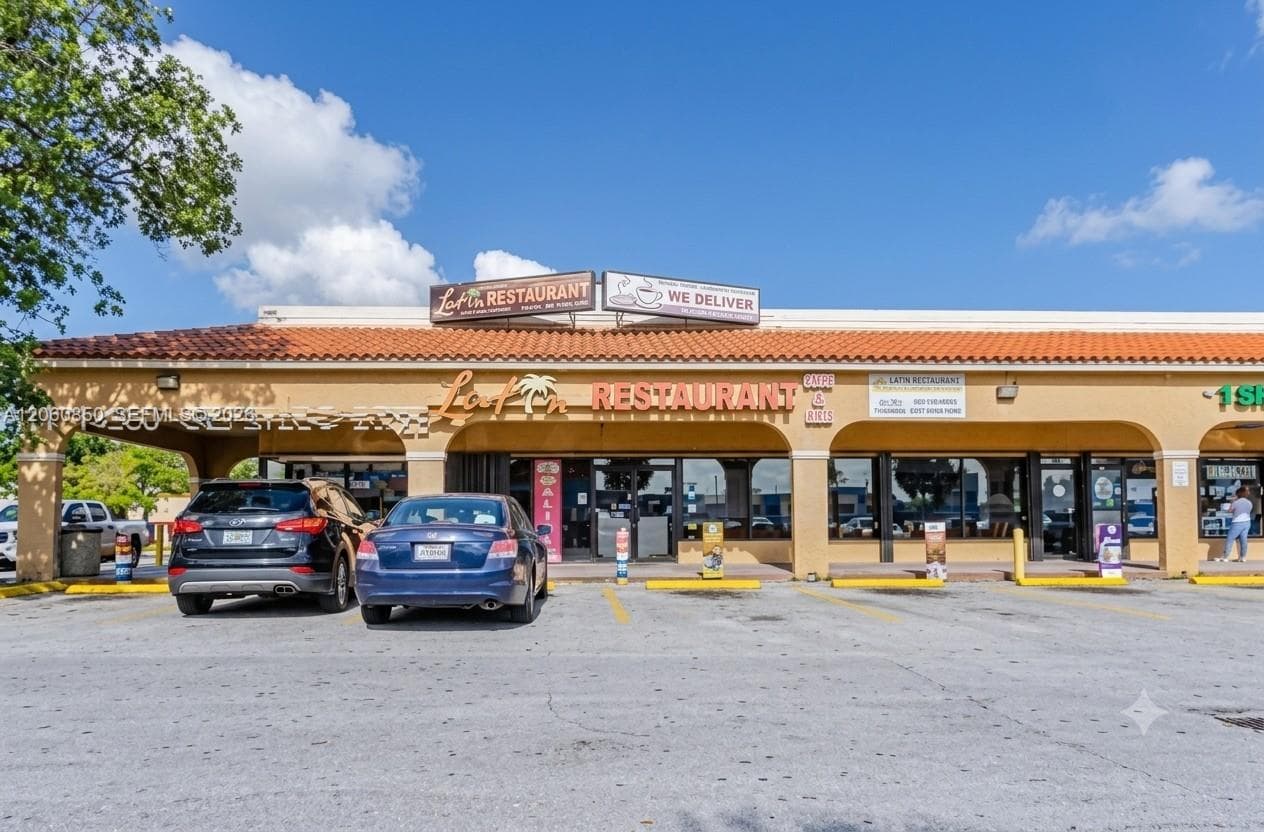 Sweetwater, FL, 33174